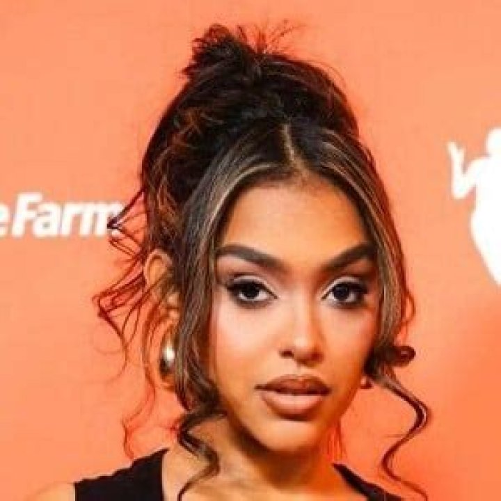 Ashley Moss - Net Worth, Age, Height, Birthday, Bio, Wiki!