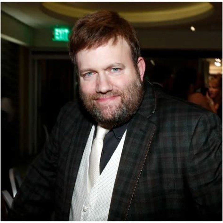 Frank Luntz Net Worth, Age, Height, Bio, Birthday, Wiki!