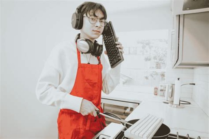 Mista GG - Net Worth, Age, Height, Birthday, Bio, Wiki!