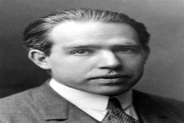 Niels Bohr - Net Worth, Age, Height, Birthday, Bio, Wiki!