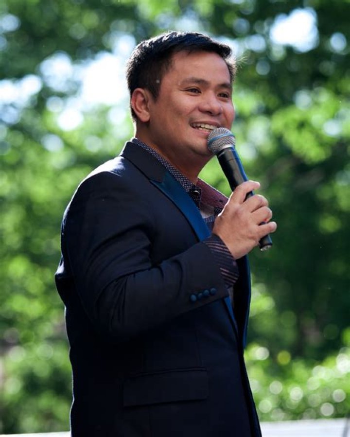 Ogie Alcasid Net Worth, Age, Height, Bio, Birthday, Wiki!