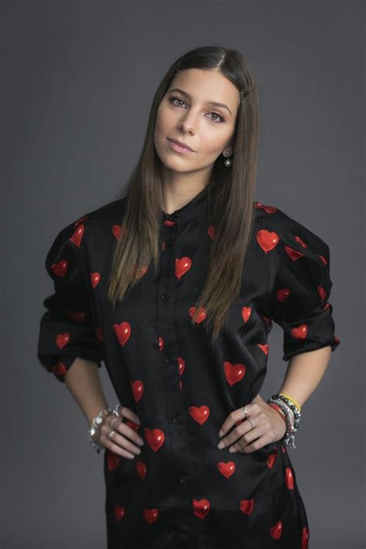 Renata Manterola - Net Worth, Age, Height, Birthday, Bio, Wiki!