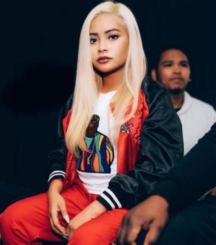 Sochitta Sal - Net Worth, Age, Height, Birthday, Bio, Wiki!